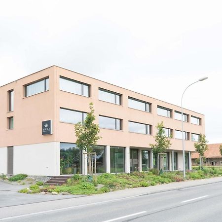 Wyna Motel Neudorf Экстерьер фото