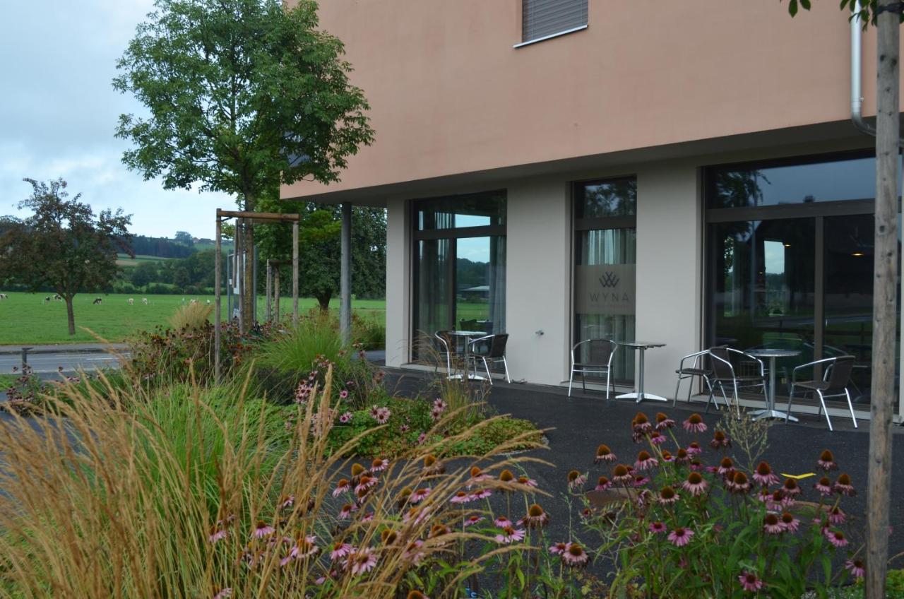 Wyna Motel Neudorf Экстерьер фото
